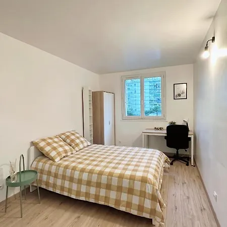 Ultimade T3 Proche Paris/tramway & Metro Apartment *